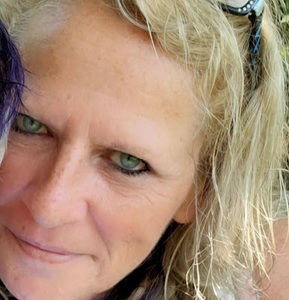 Meet your Posher, Danell